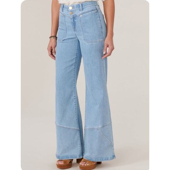 Democracy Ab Solution High Rise Wide Leg Jean Size 14 Porkchop Pocket Light Blue - Picture 1 of 14